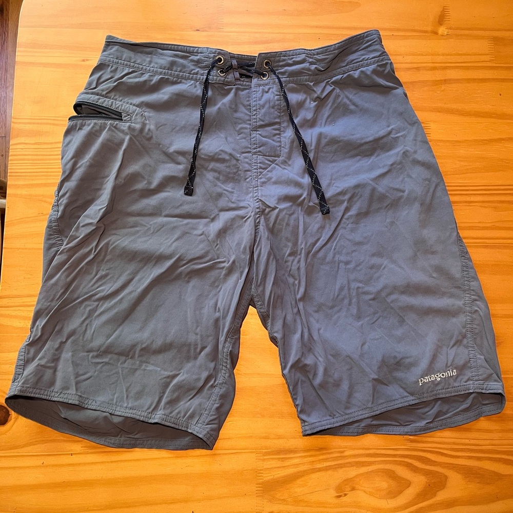 Patagonia Size 32 Board Shorts